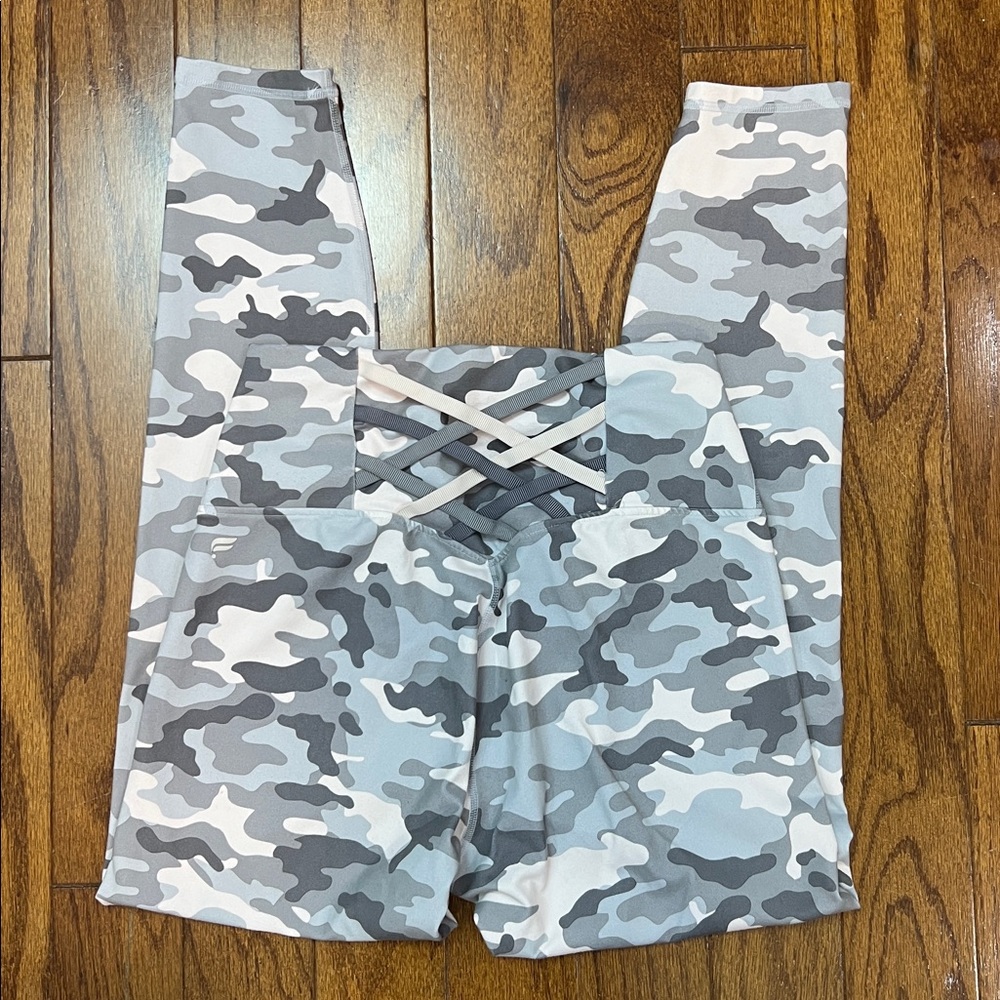 Fabletics Small Camo Leggings